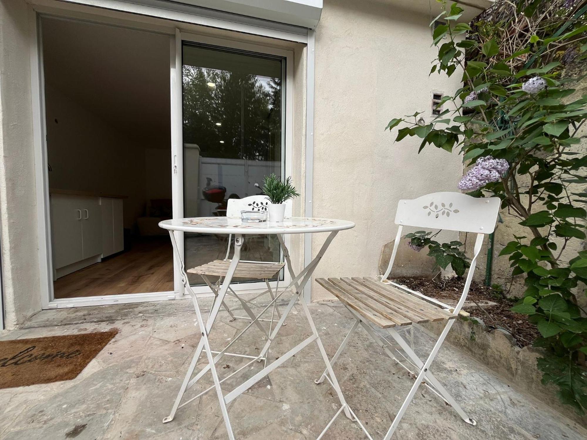 Studio Avec Clim Et Terrasse Proche Du Centre Ville D'Avignon Exterior foto